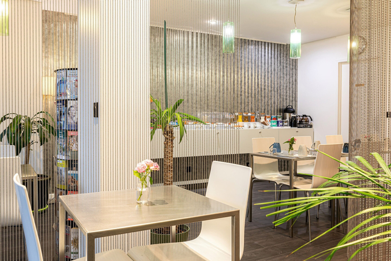 Food & Drinks 5, Hotel Glasgow Monceau by Patrick Hayat, Paris