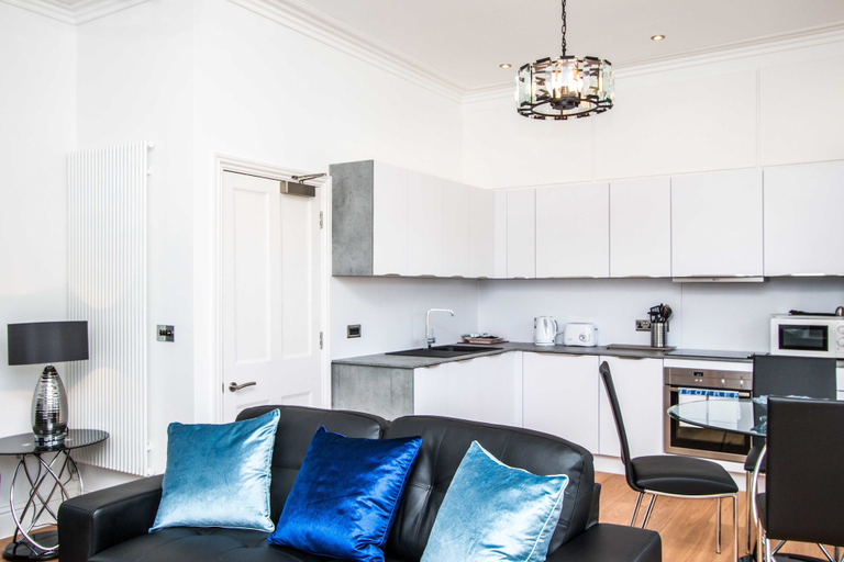 Others 4, Your Stay Bristol Beaufort House, Bristol