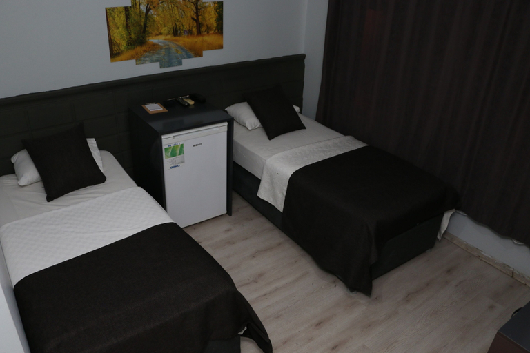 Bedroom 2, Asus Palmiye Otel, Yüreğir