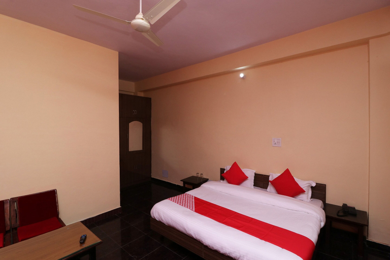 Bedroom 3, OYO 26672 Funky Town, Kangra