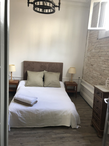 Bedroom 2, Villa des T, Gironde