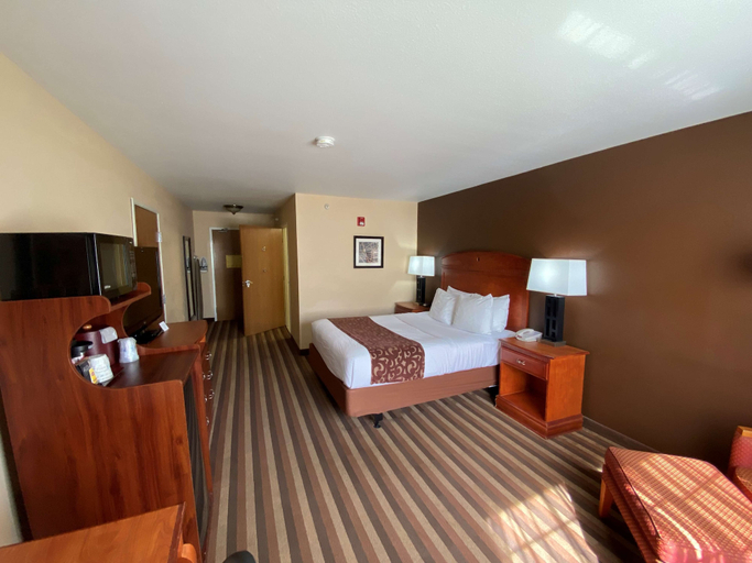 Bedroom 3, Best Western Manhattan Inn, Riley