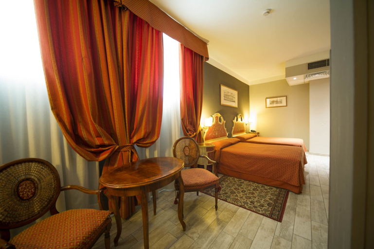 Bedroom 3, Hotel Aaron, Venezia