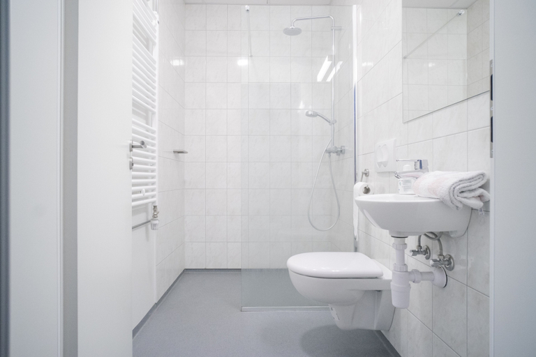 Bathroom 4, Guesthouse Pávi, Reykjavík