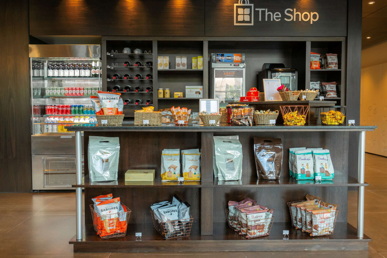 Food & Drinks 5, Hilton Garden Inn Neuquen, Confluencia