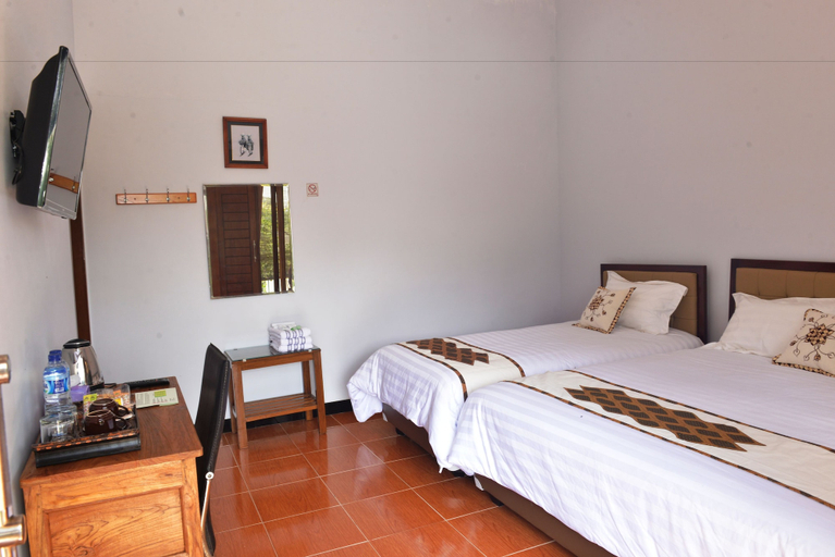 Bedroom 2, Malang Hill Gallery & Homestay, Malang