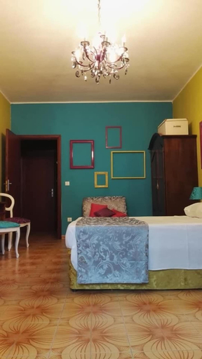 Bedroom 3, B&B Dormo in Centro, Cosenza