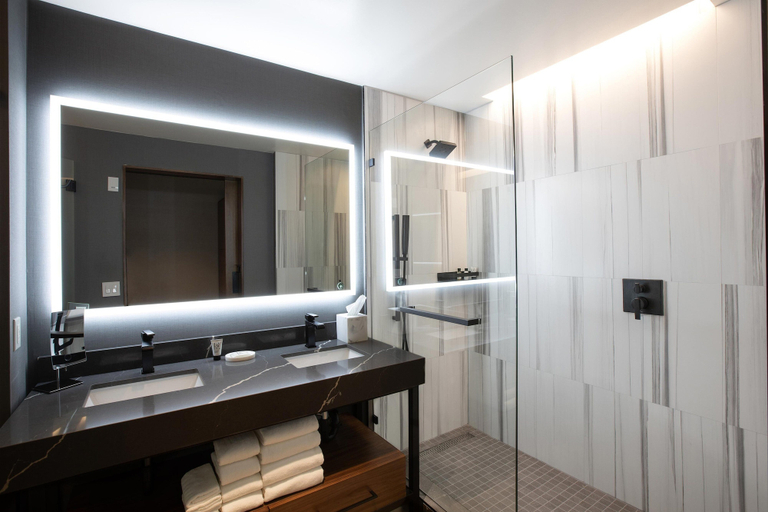 Bathroom 5, The Glenmark, Glendale, a Tribute Portfolio Hotel, Los Angeles