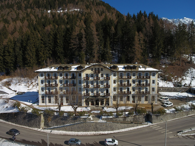 Exterior & Views 2, Palace Pontedilegno Resort, Brescia