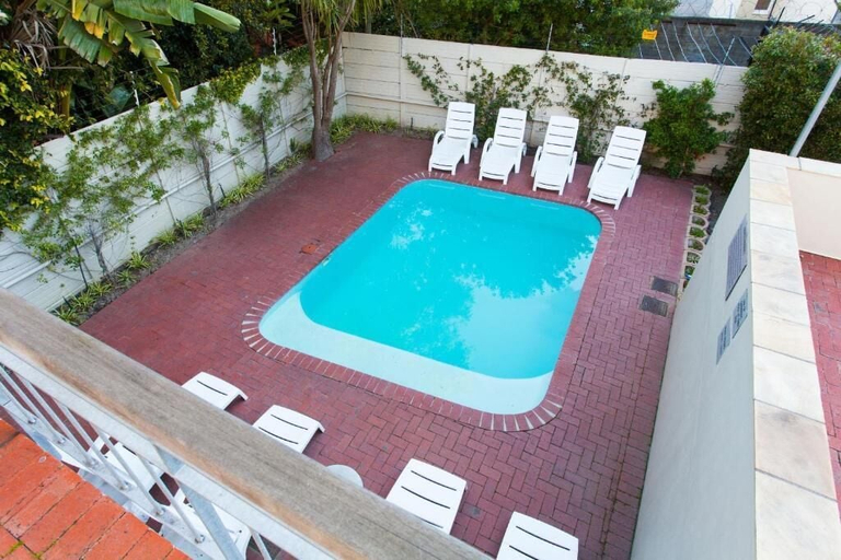 Sport & Beauty 3, Vino Self Catering Apartment, Cape Winelands