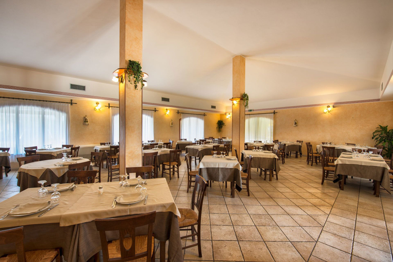 Food & Drinks 5, Hotel Perda Rubia, Carbonia-Iglesias
