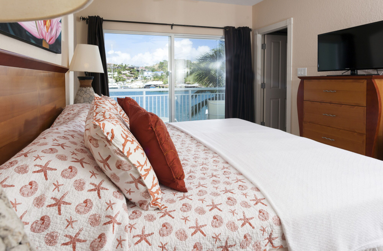 Bedroom 4, Oyster Bay Beach Resort