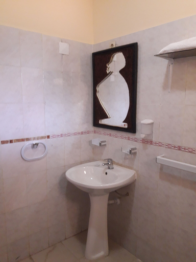 Bathroom 3, Best Morro Bento City Guest House, Samba