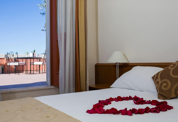Bedroom 3, Hotel Zagreb, Dubrovnik