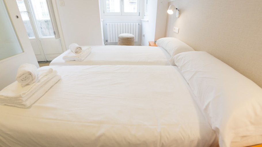 Bedroom 4, Santiago Center Rooms, A Coruña