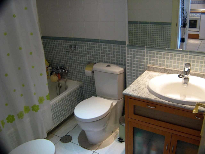 Bathroom, Apartamento Jardines I3-1B, Almería