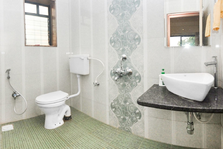 Bathroom 4, GuestHouser 3 BHK Bungalow 0e7e, Satara