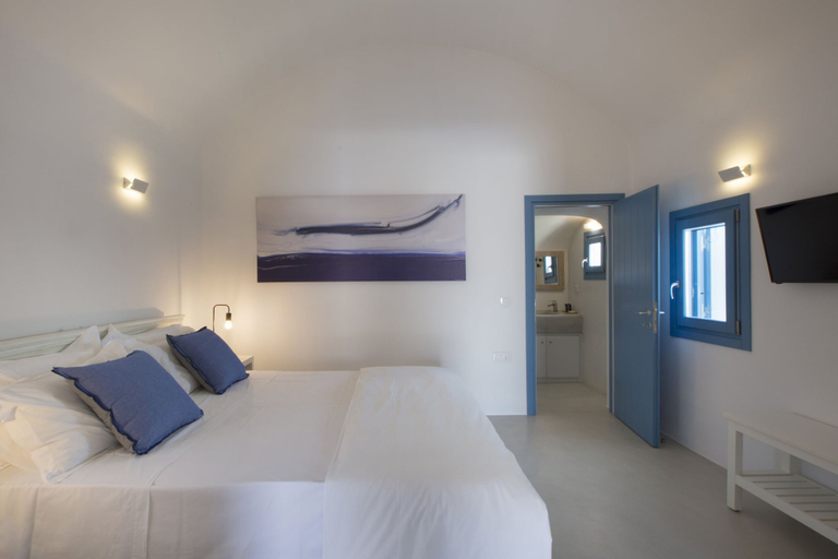 Bedroom 3, Akrotiri Cove, South Aegean