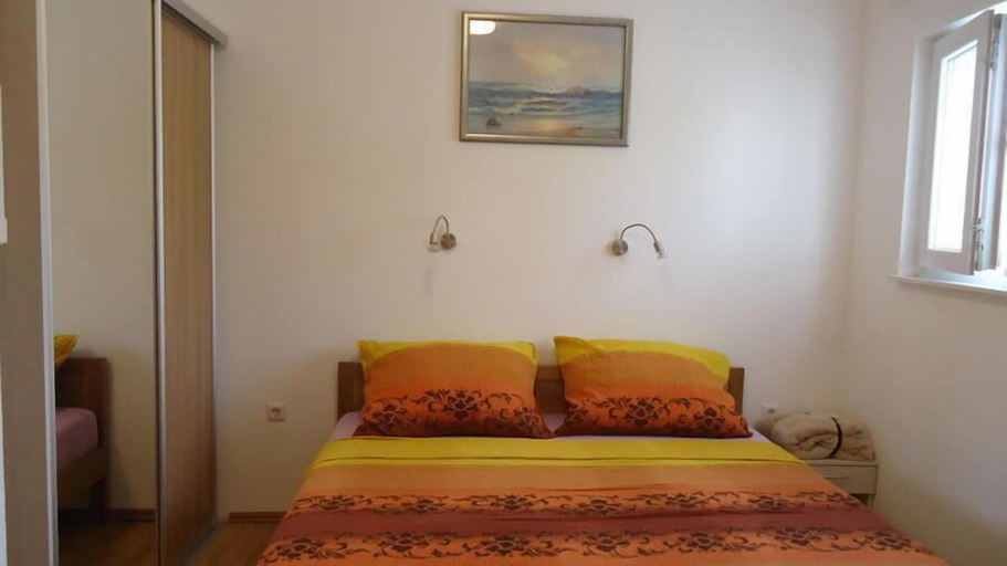 Bedroom 2, Apartments Tomi, Novalja