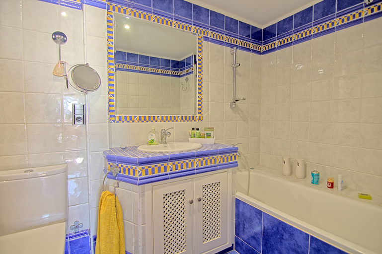 Bathroom 3, Calypso Penthouse, Málaga