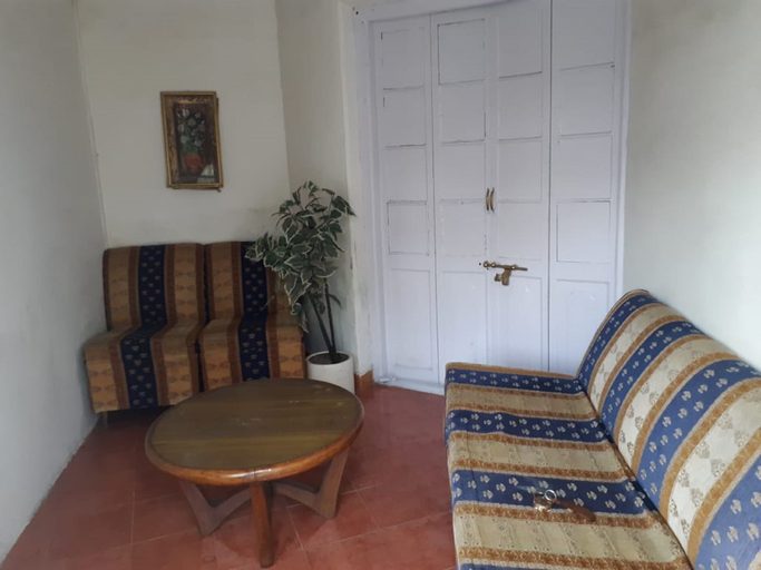 Others 4, Hotel Chimney House, Gautam Buddha Nagar