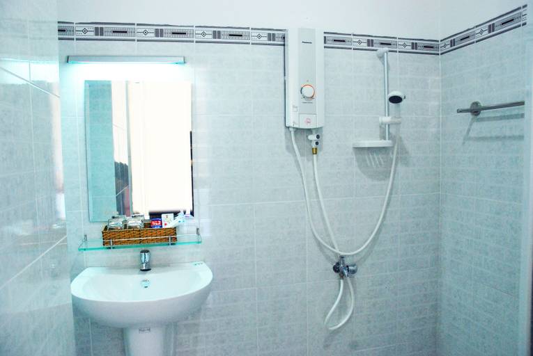 Bathroom 4, Kinh Bac Hotel, Phú Quốc
