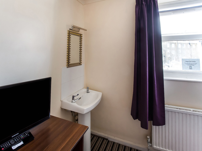 Bathroom 4, Enrico Hotel, London