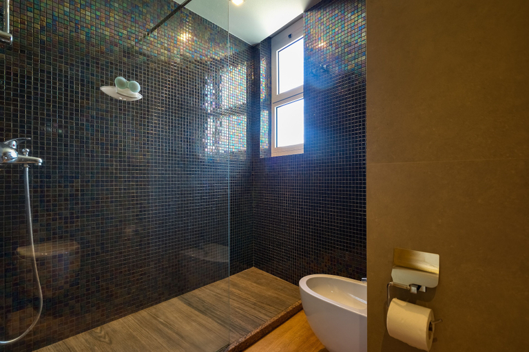 Bathroom 2, Old Town Apartment, Funchal