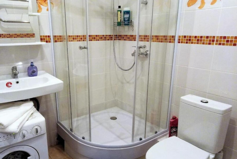 Bathroom 4, KakDoma Megapolis, Leninskiy rayon