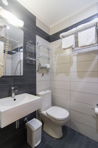 Bathroom 4, San Nectarios Hotel, Epirus