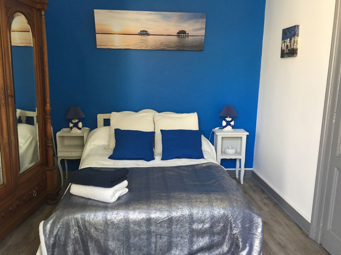 Bedroom 3, Villa des T, Gironde