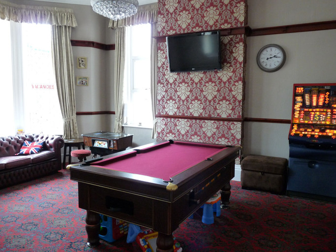 Others 5, Hilbre Hotel, Blackpool