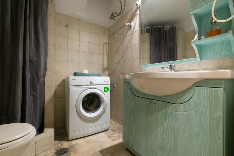 Bathroom, Cozy Apartment in the Heart of Athens, Attica