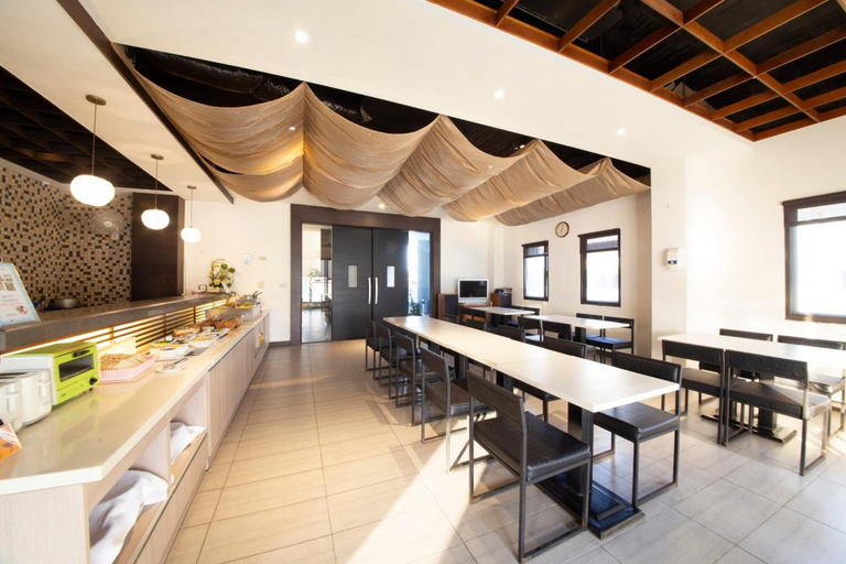 Food & Drinks 5, Ligin Motel, Chiayi City
