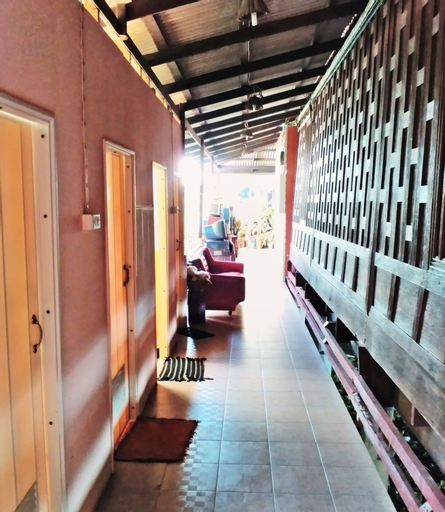 Others 5, Baanbon Homestay, Amphawa