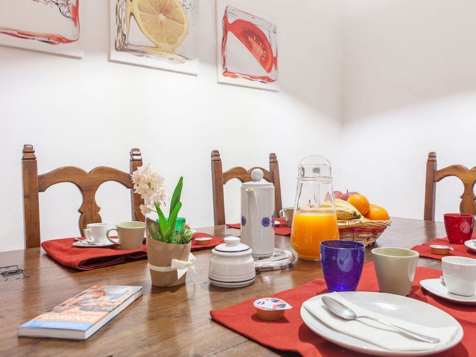 Food & Drinks 5, Spada Apartment, Florence
