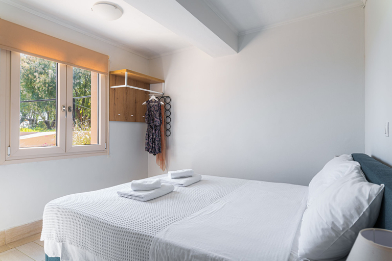 Bedroom 2, Naftilos Residences I, North Aegean