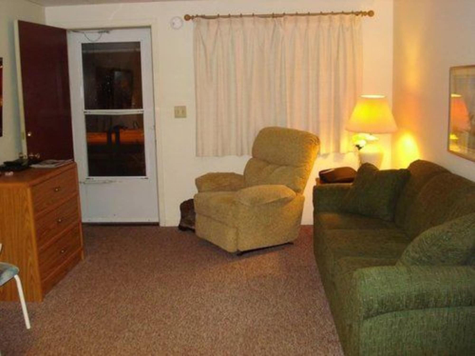 Others 5, Lakeshor Motor Inn, Saint Louis