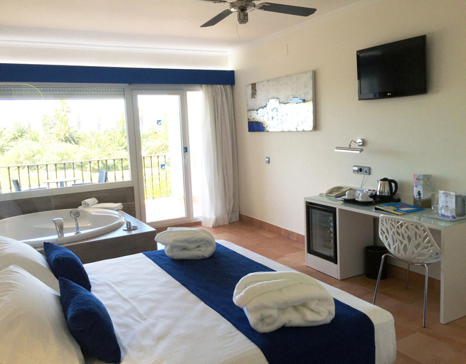 Bedroom 4, Playaballena Hotel, Cádiz