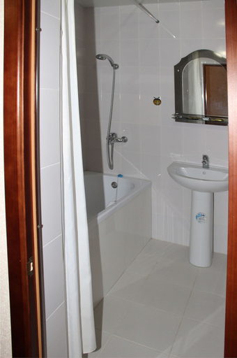 Bathroom 3, Hotel Premier, Temryukskiy rayon