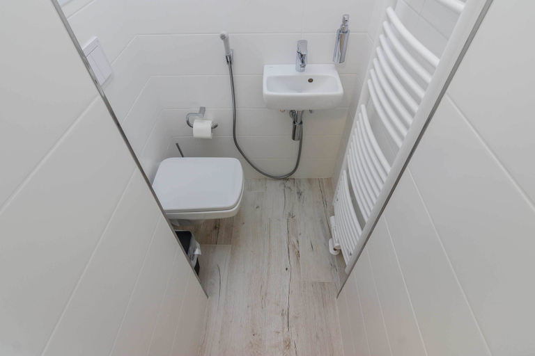 Bathroom 3, Francouzska Modern Apartment, Praha 2