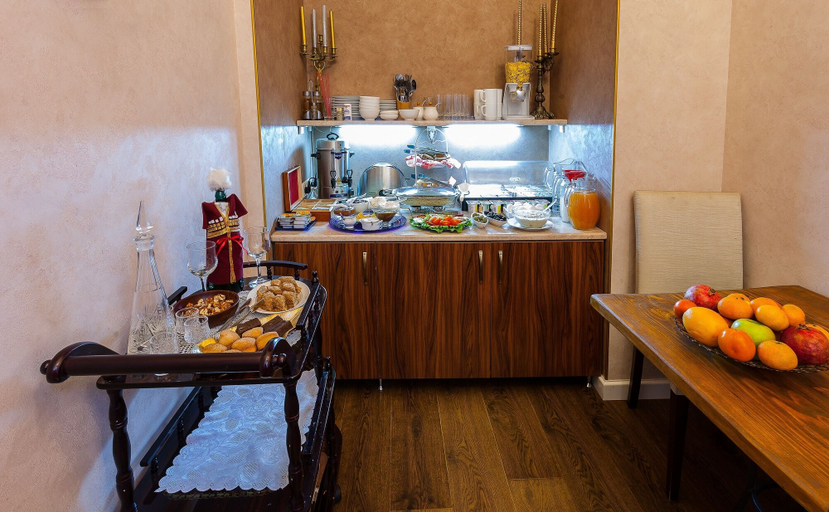 Food & Drinks 4, Hotel Rustaveli, Tbilisi
