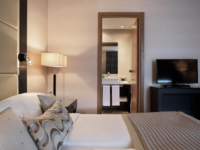 Bedroom 3, Galaxy Hotel Iraklio, Crete
