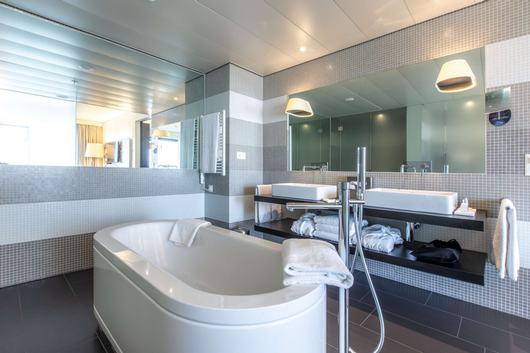 Bedroom 5, Radisson Blu Hotel Zurich Airport, Bülach