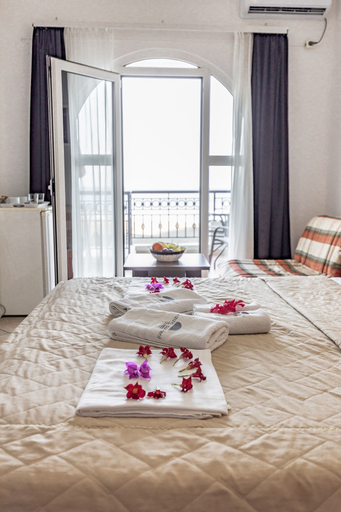 Bedroom 2, Adriatic Apartment
