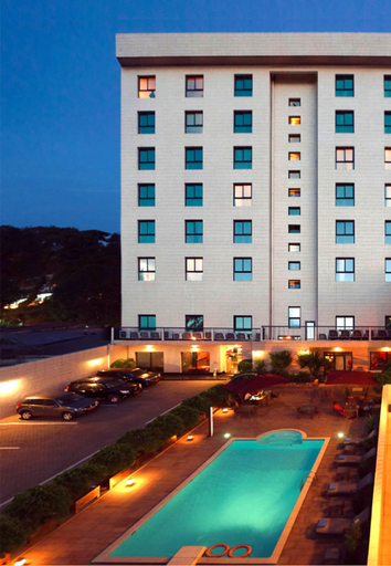 Exterior & Views 2, Star Land Hotel Bonapriso, Wouri