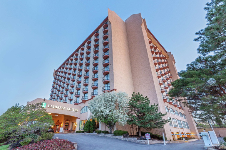 Embassy Suites by Hilton Kansas City Plaza, Jackson