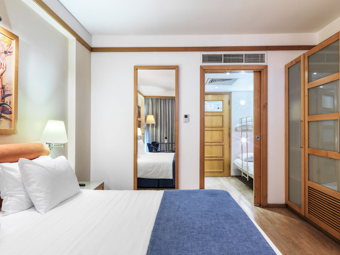 Bedroom 3, St Raphael Resort