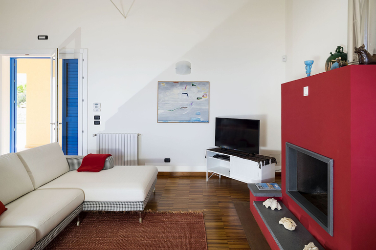 Living area 2, Villa Ala, Syracuse