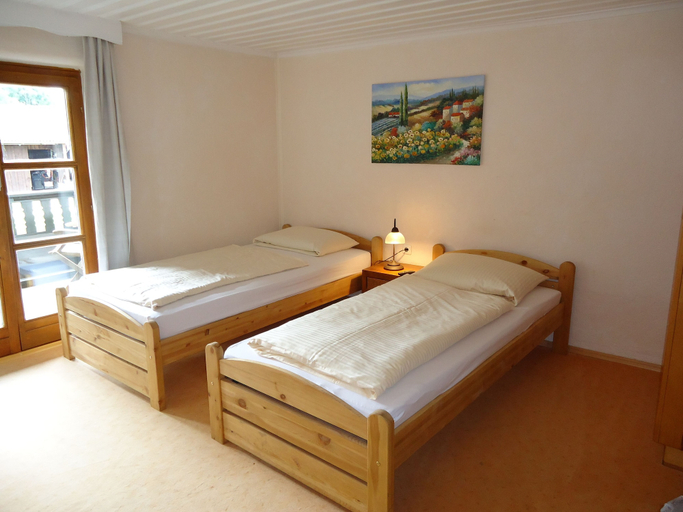 Bedroom 2, Landhaus Lehnerhof, Deggendorf